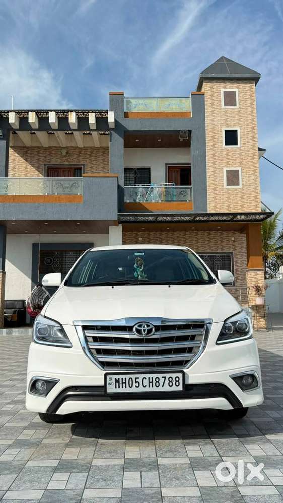 Toyota Innova 2.5 Z 2015