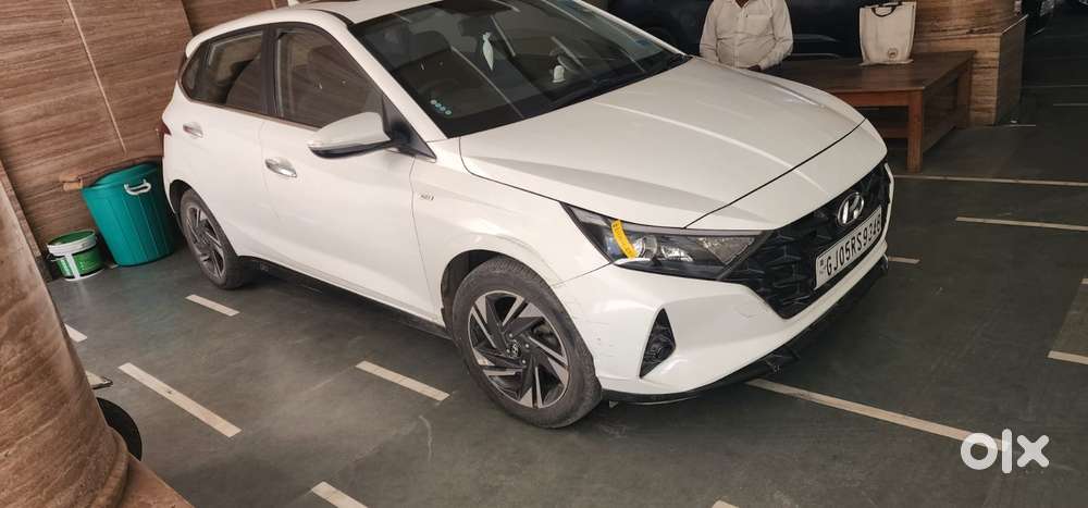 Hyundai New I20 1.2 Asta (o) Ivt, 2022, Petrol