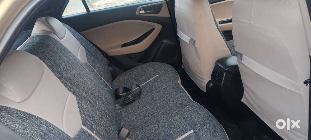 Hyundai Elite I20 Sportz (o) 1.2, 2014, Petrol