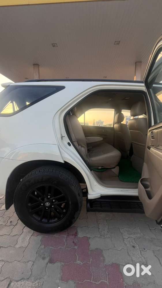 Toyota Fortuner Diesel 2014