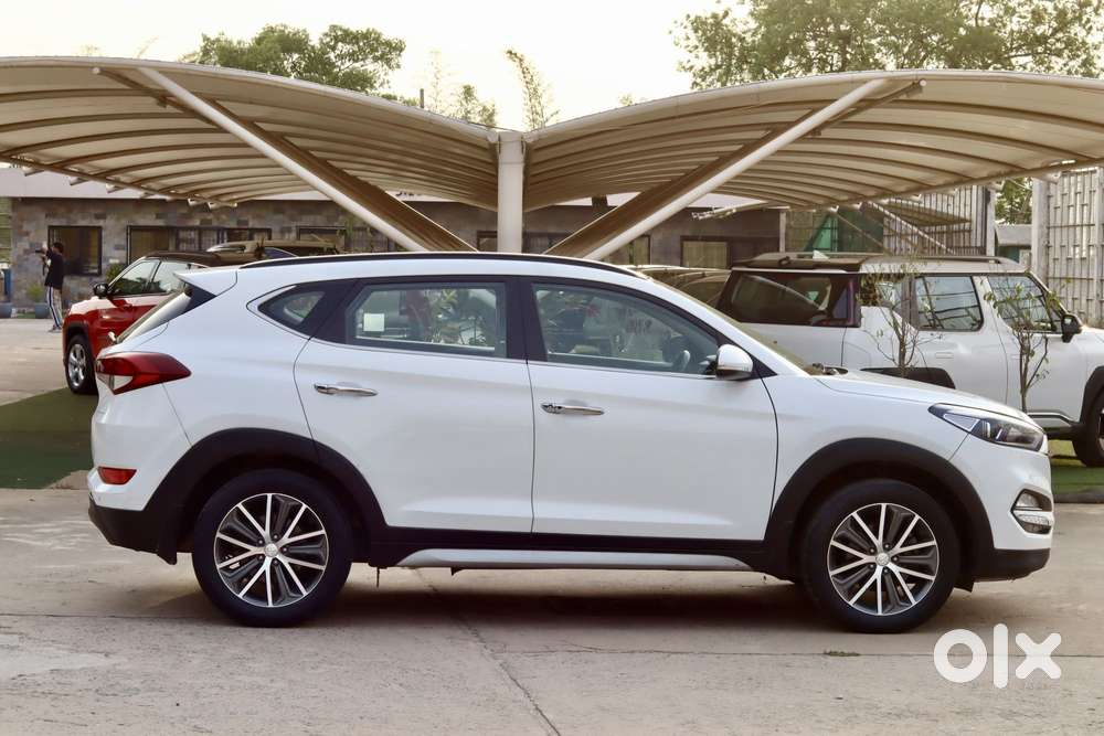 Hyundai Tucson [ ] 2.0 Gl (o) 2wd At Petrol, 2020, Petrol