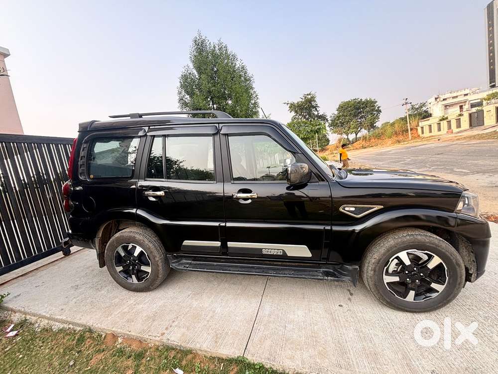 Mahindra Scorpio Classic Diesel 30150 Km Driven
