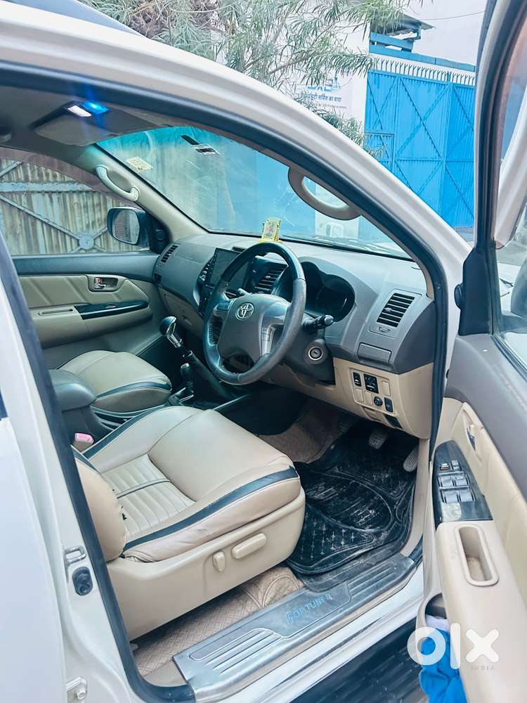 Toyota Fortuner 3.0 4x4 Manual, 2013, Diesel