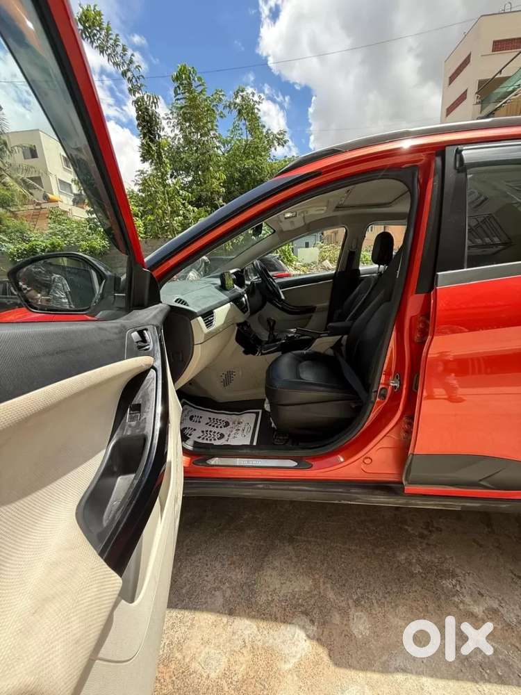 Tata Nexon 1.5 Revotorq Xz Plus Hs Dark Edition, 2022, Petrol
