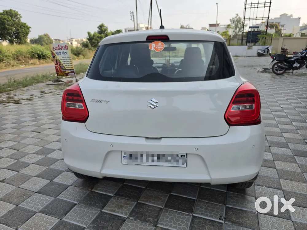 Maruti Suzuki Swift Vxi 2021