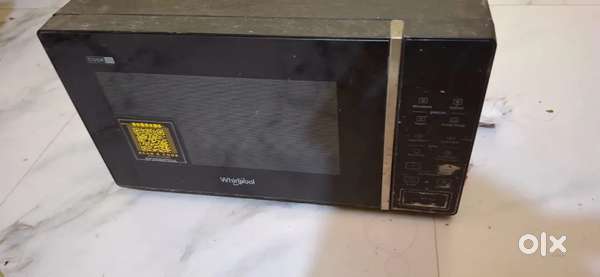 Microwave oven ( whirlpool)