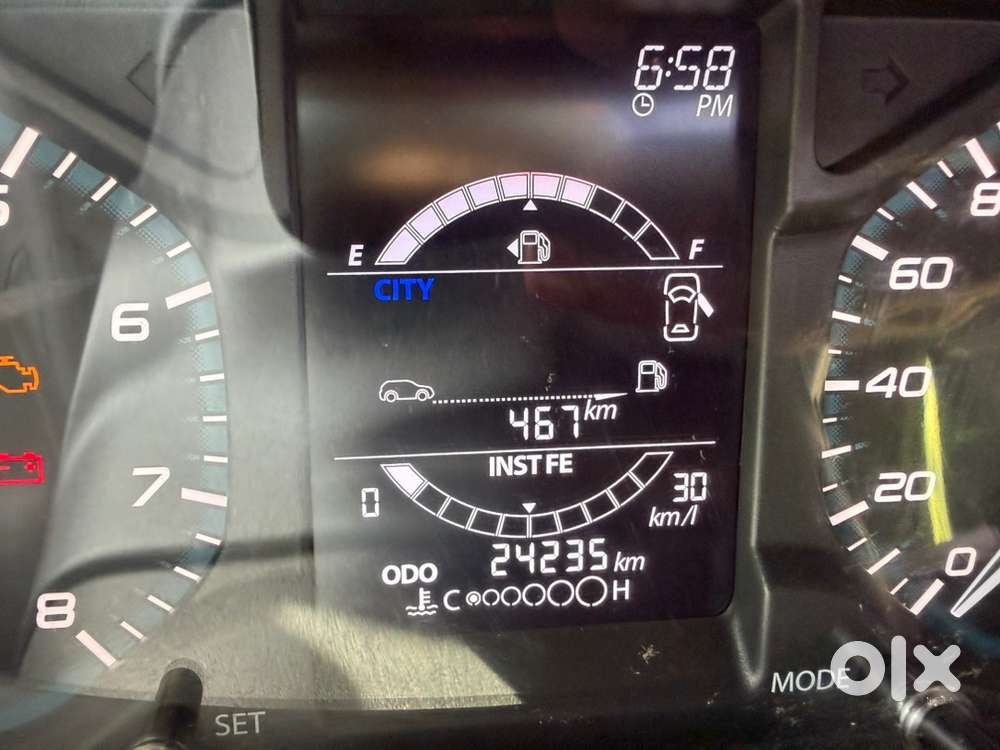 Tata Altroz 2024 Petrol Well Maintained