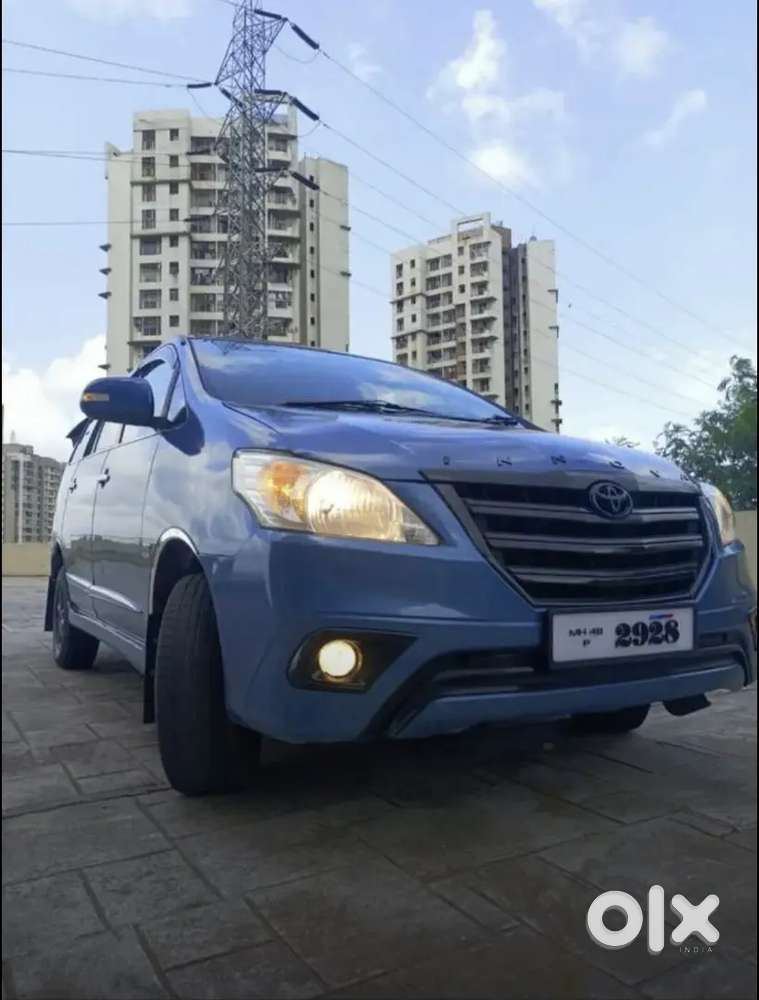 Toyota Innova 2012 August Diesel 65000 Km Driven