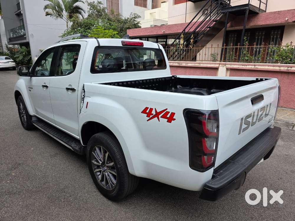 Isuzu V-cross Z 4x4 Mt, 2020, Diesel