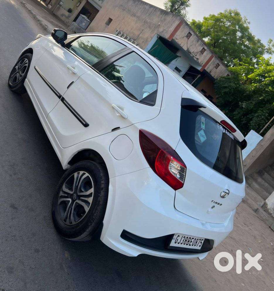 Tata Tiago 1.2 Revotron Xt Cng, 2022, Cng & Hybrids