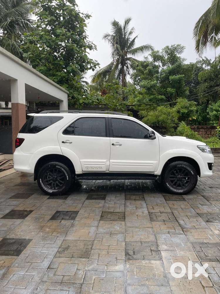 Toyota Fortuner 4*2 Automatic 2014