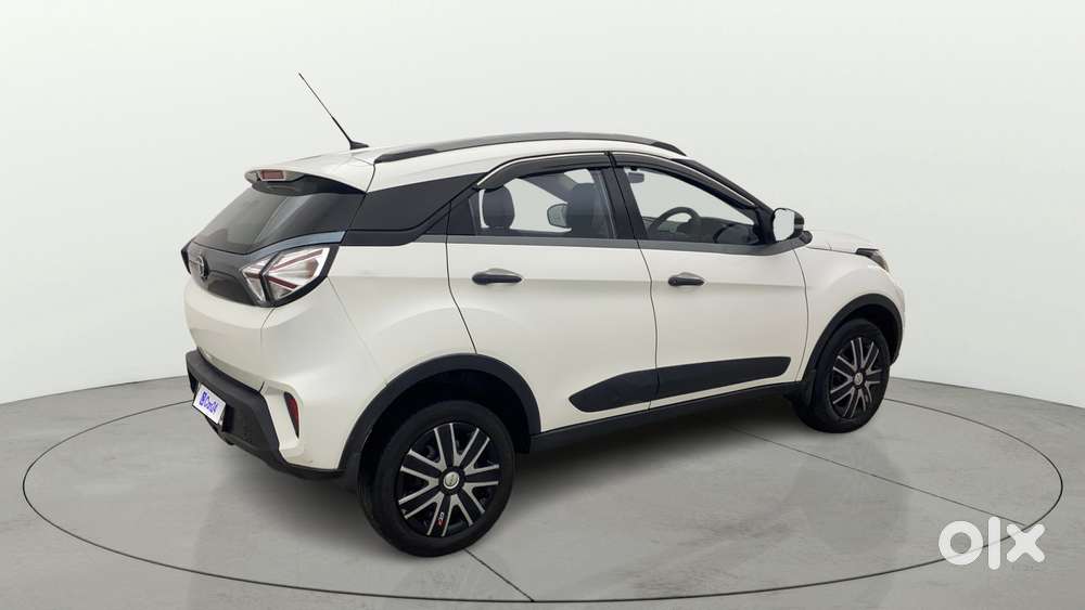 Tata Nexon 1.2 Revotron Xm (s), 2022, Diesel