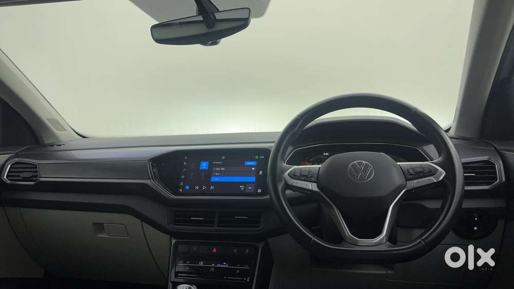 Volkswagen Taigun Topline 1.0 Tsi At (electric Seats), 2022, Petrol