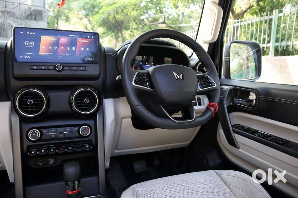 Mahindra Thar Roxx Ax7 L Petrol At 2wd, 2025, Petrol