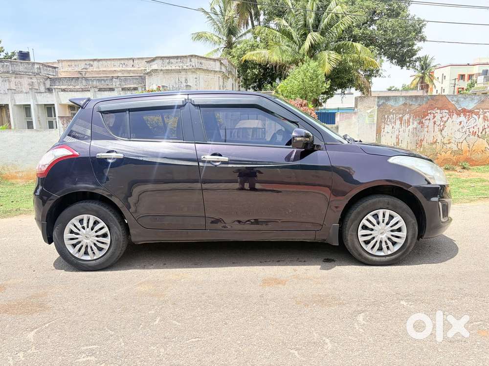Maruti Suzuki Swift Vxi Optional, 2015, Petrol