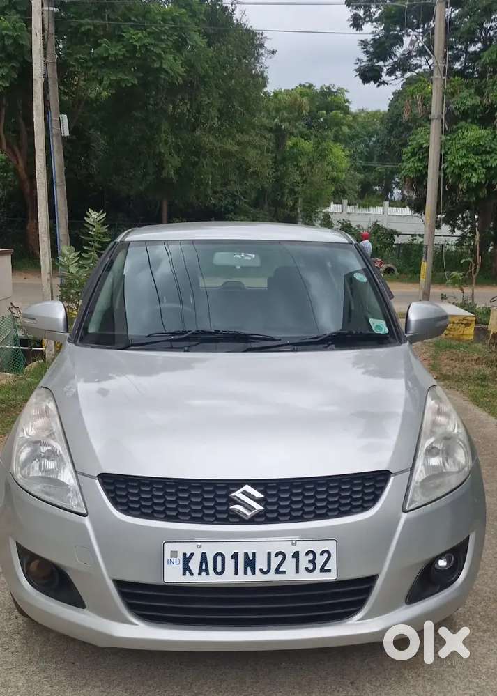 Maruti Suzuki Swift Vxi 2012 Model Single Owner
