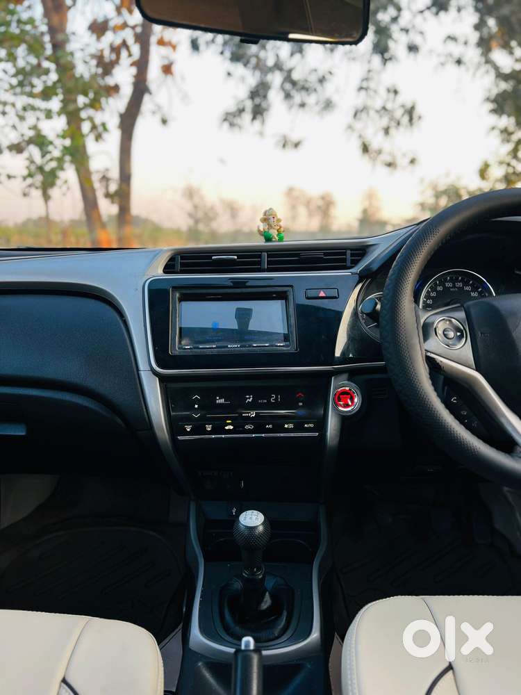 Honda City I-vtec V, 2018, Petrol