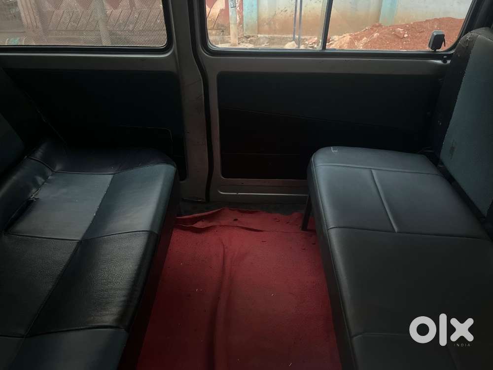Maruti Suzuki Omni 2017 Petrol 8-str Bsiv 80000 Km Driven