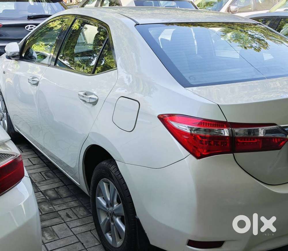 Toyota Corolla Altis Vl, 2014, Petrol