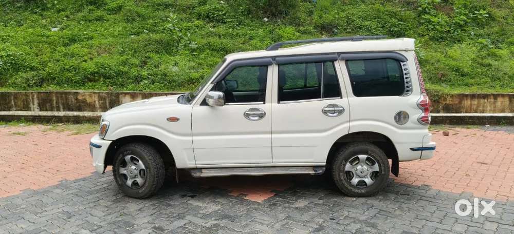 Mahindra Scorpio 2013 डीज़ल