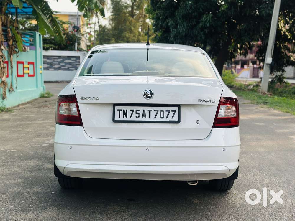 Skoda Rapid 1.0 Ambition Tsi At, 2021, Petrol