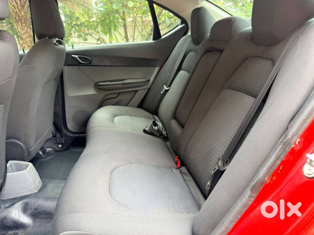 Tata Tigor 1.2 Revotron Xt, 2017, Petrol