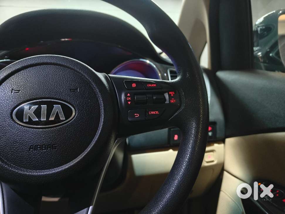 Kia Carnival Prestige, 2021, Diesel