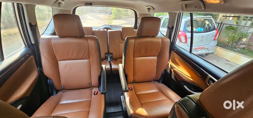 Toyota Innova Crysta 2.8z Automatic, 2016, Diesel