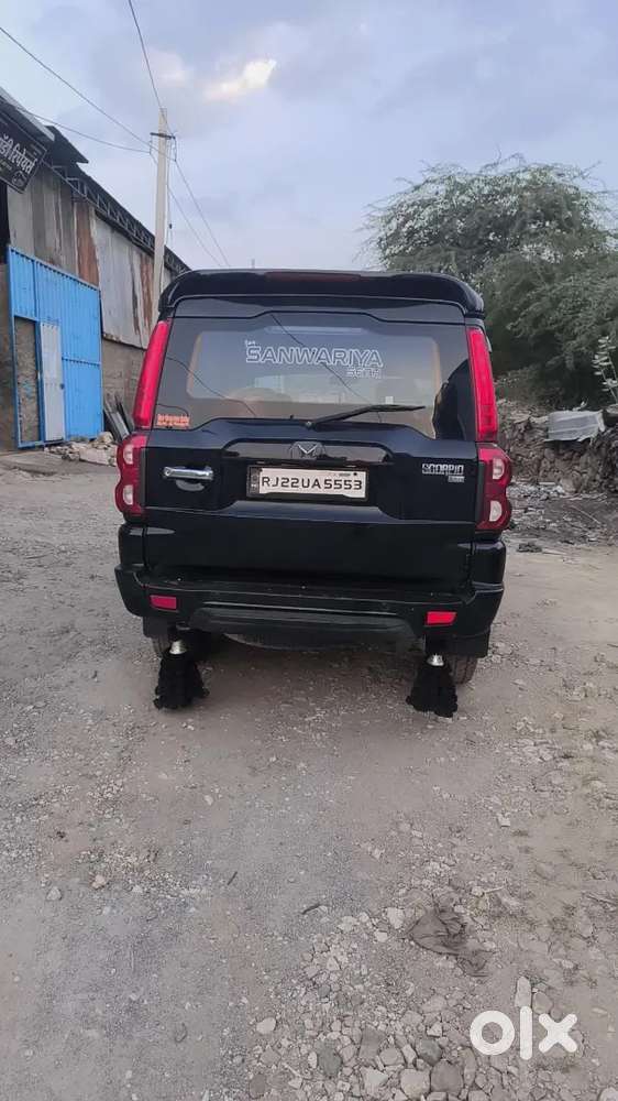 Mahindra Scorpio 2012 Manual डीज़ल