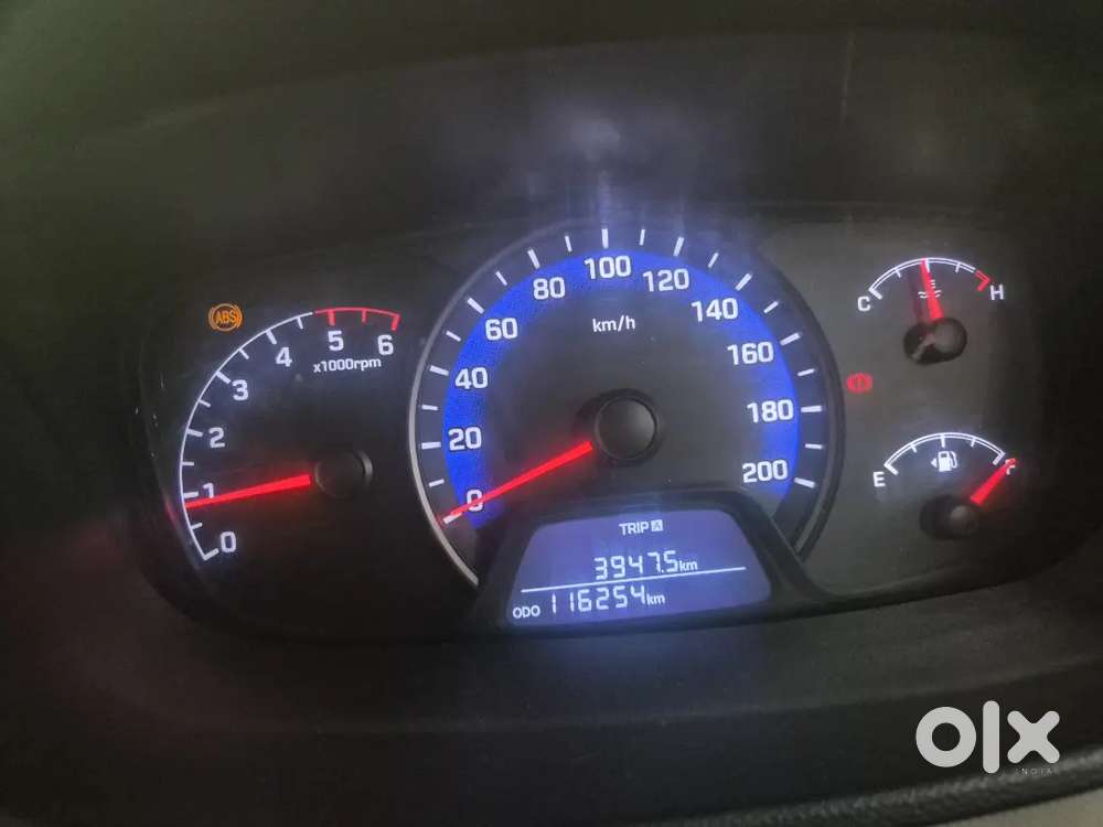 Hyundai Xcent 2016