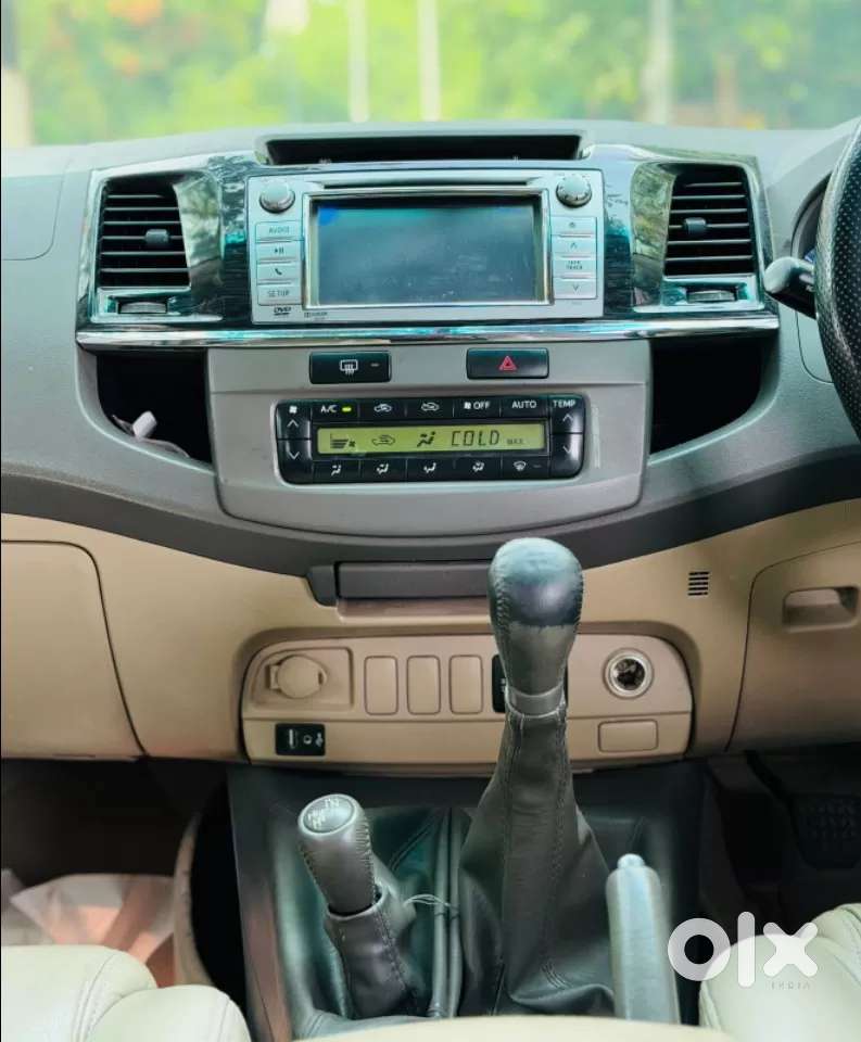 Toyota Fortuner 3.0 4x4 Manual, 2012, Diesel