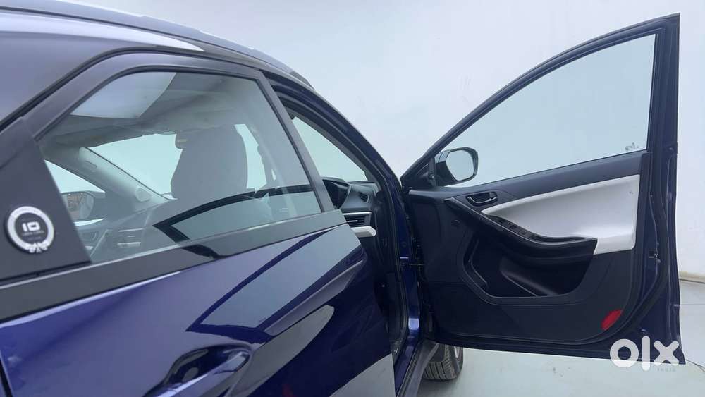 Tata Nexon Creative Plus 1.2 Revotron Petrol 7dca Dt, 2026, Petrol