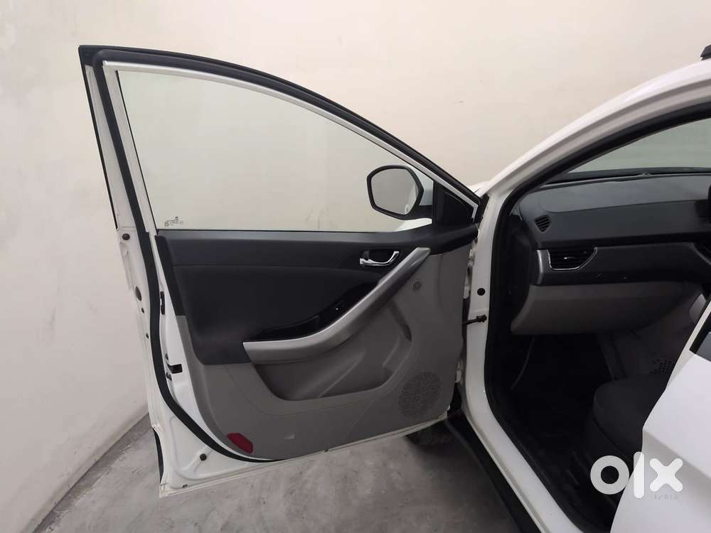 Tata Nexon 1.5 Revotorq Xza Plus, 2018, Diesel