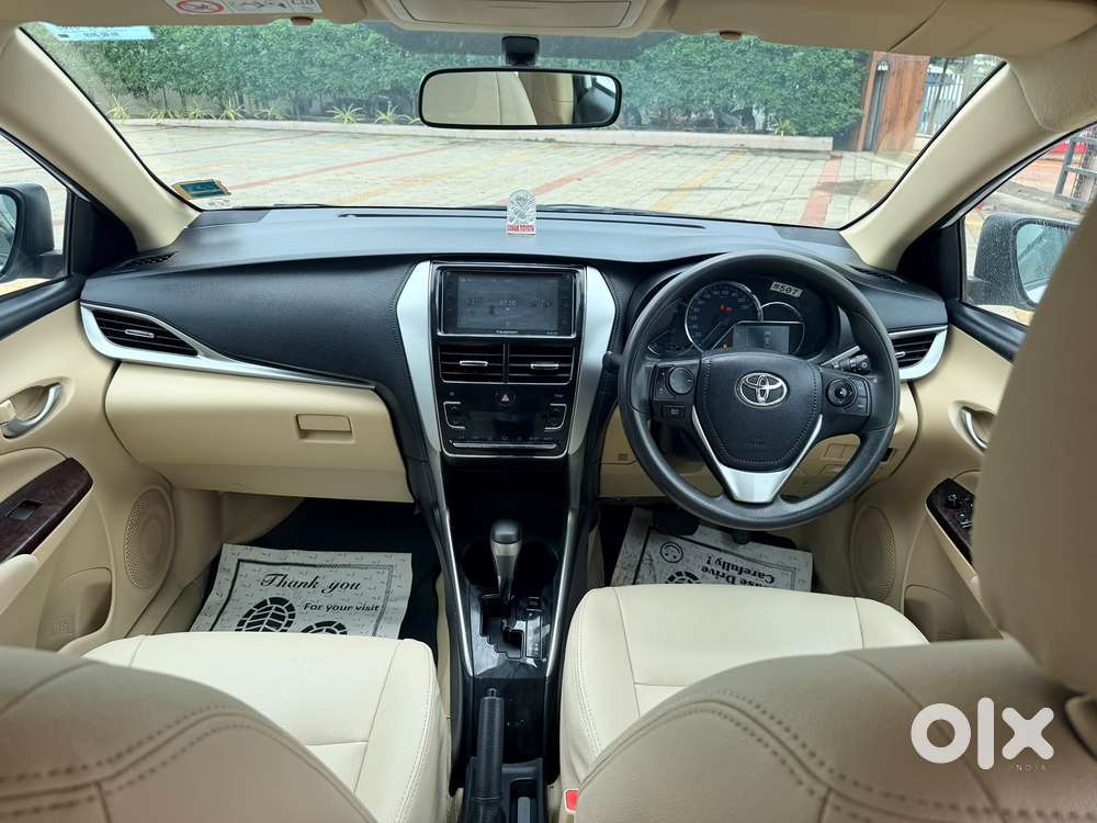 Toyota Yaris G Cvt, 2020, Petrol