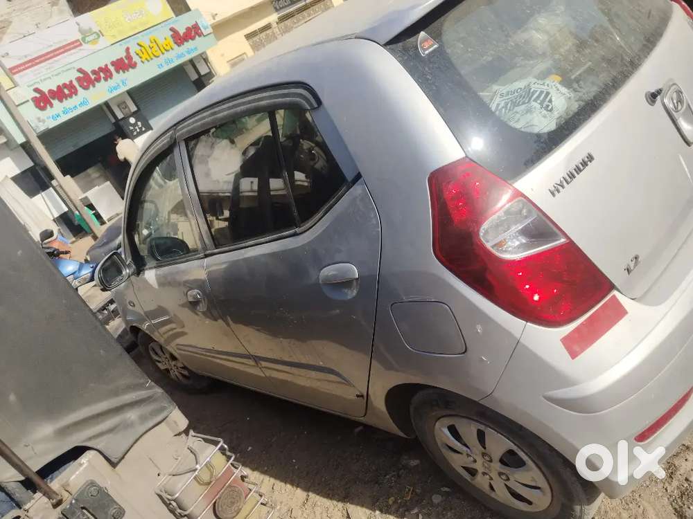 I10 Sporz Pure Petrol