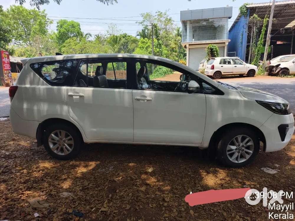 Toyota Innova Crysta 2017 Diesel Manual Second Owner 165000 Km