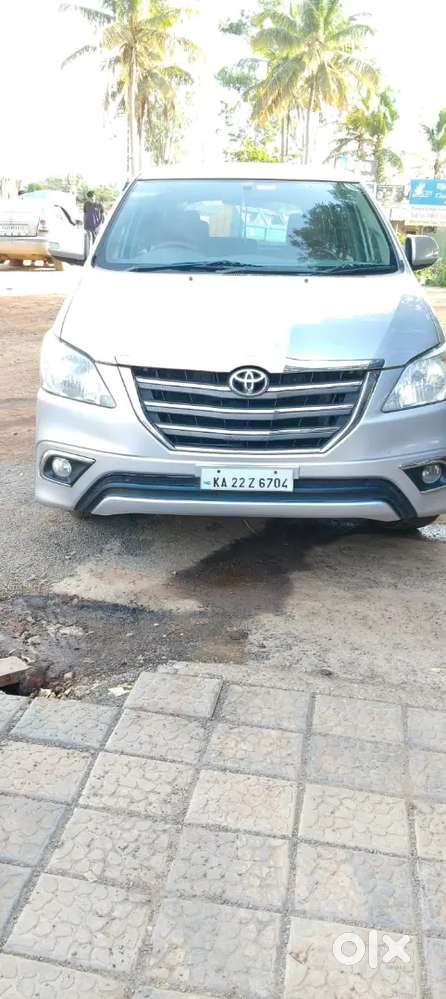 Toyota Innova 2015