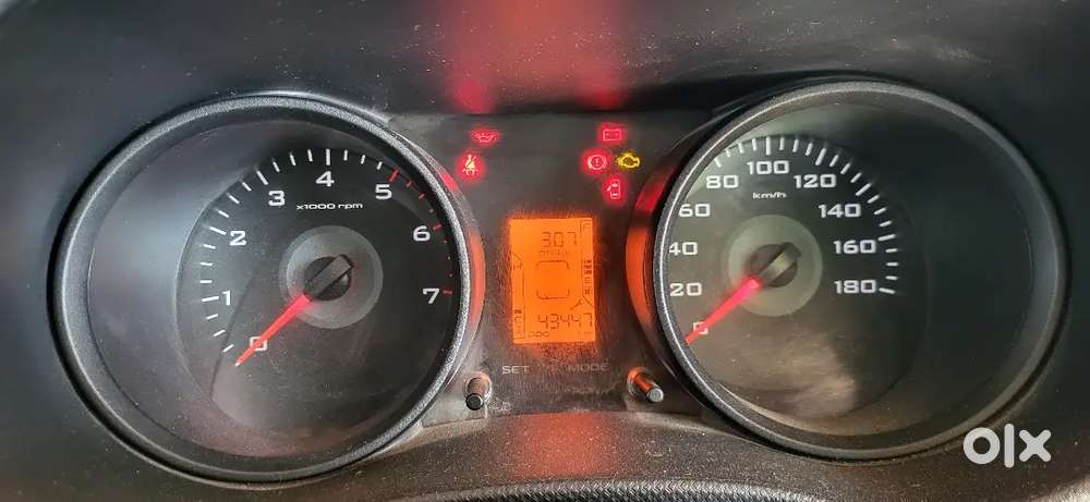 Mahindra Tuv 300 2017 Diesel Manual