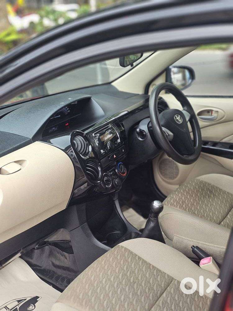 Toyota Etios Liva 1.2 V, 2018, Petrol