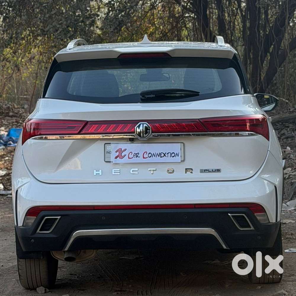 Mg Hector Plus Sharp Pro 1.5 Turbo Petrol Cvt 7 Str, 2023, Petrol