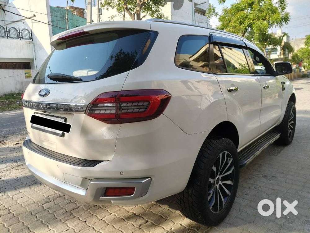Ford Endeavour 2.2 Titanium 4x2 At, 2018, Diesel