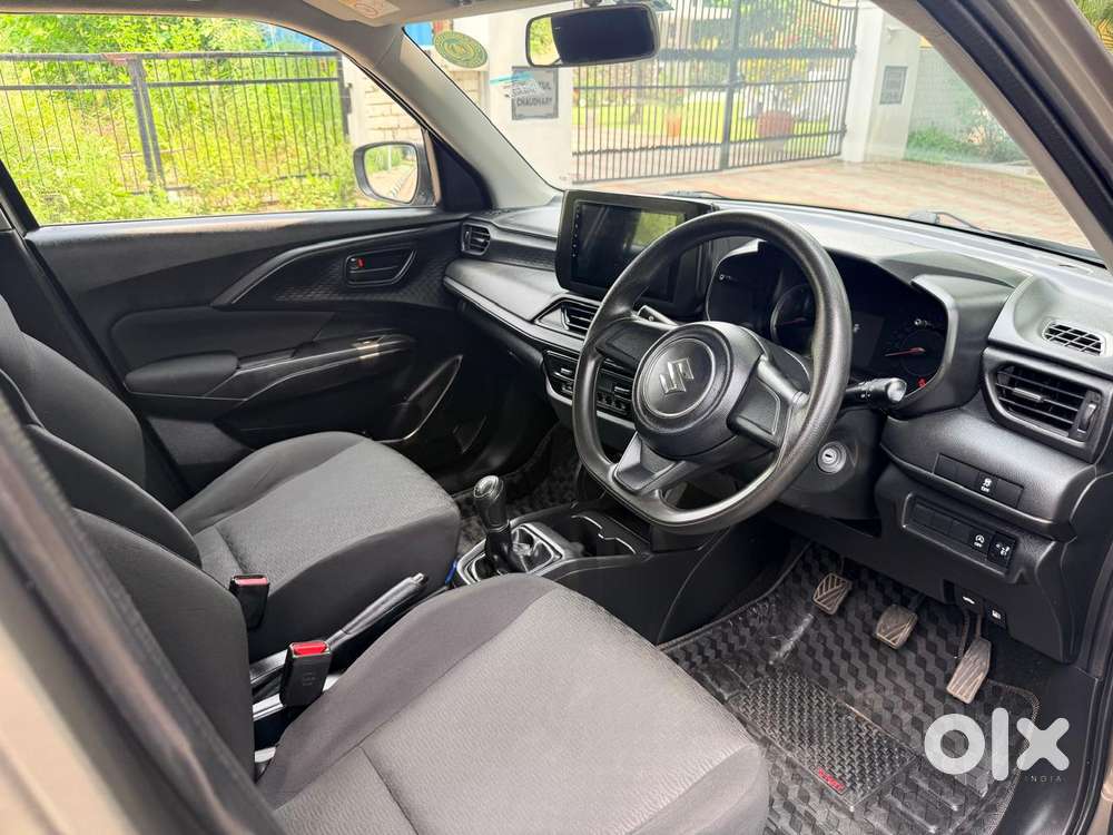 Maruti Suzuki Swift Lxi Option, 2025, Petrol