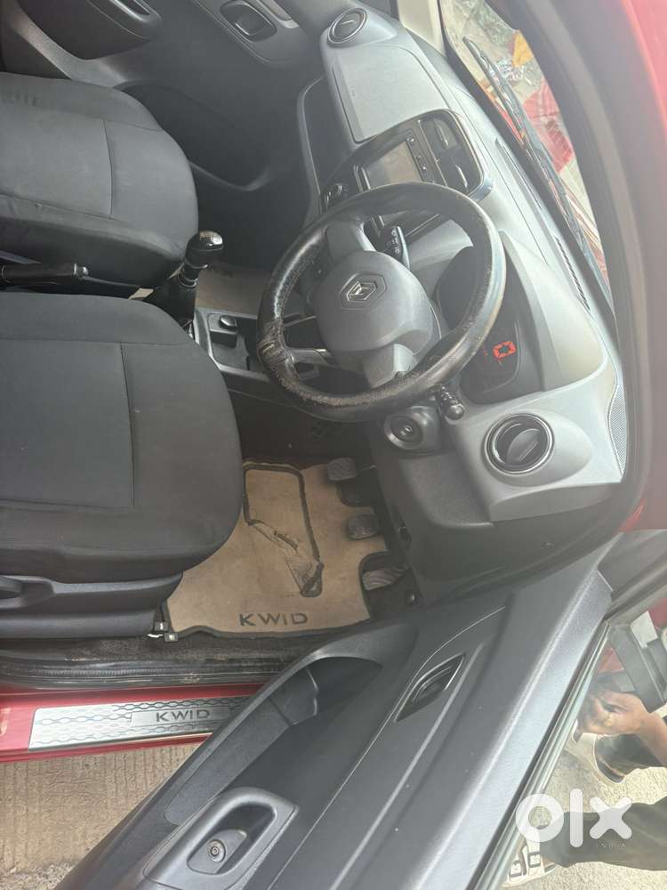 Renault Kwid Captain America 1.0 Amt, 2015, Petrol