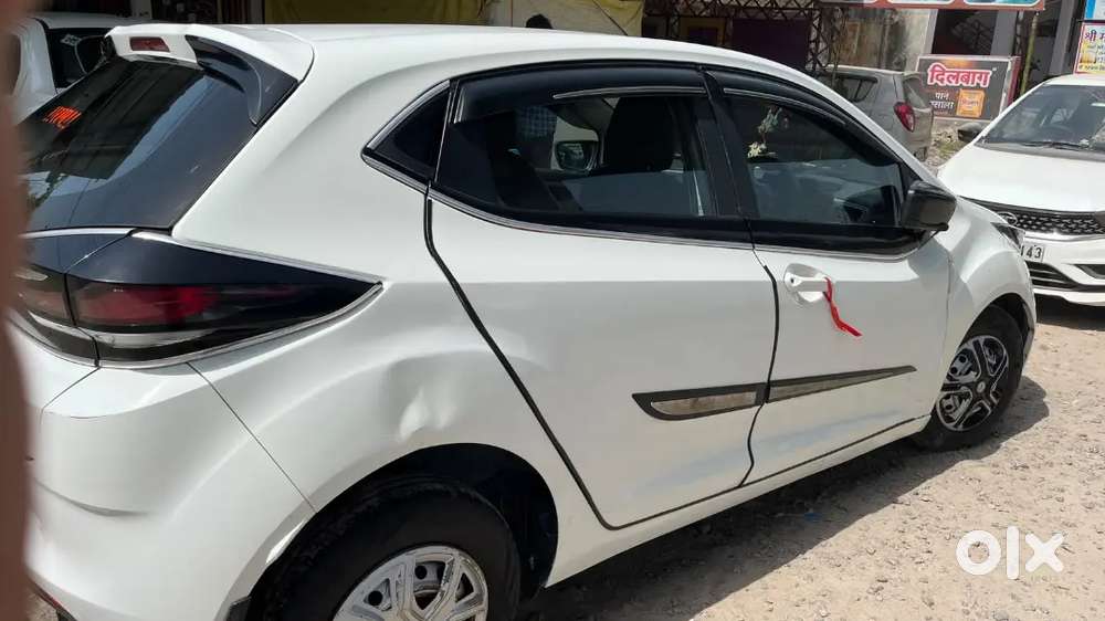 Tata Altroz Diesel Manual 2022 Variant