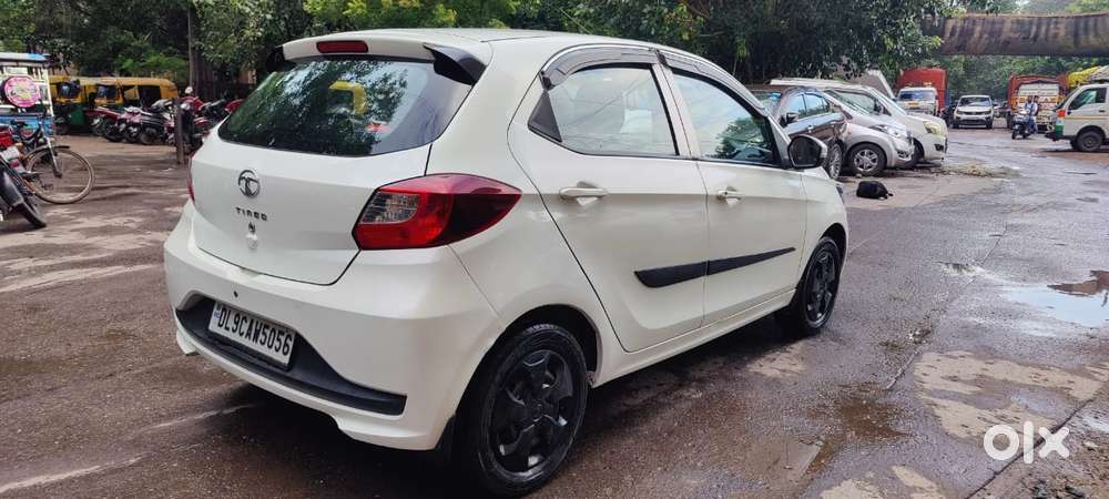 Tata Tiago 1.2 Revotron Xt (o), 2021, Petrol
