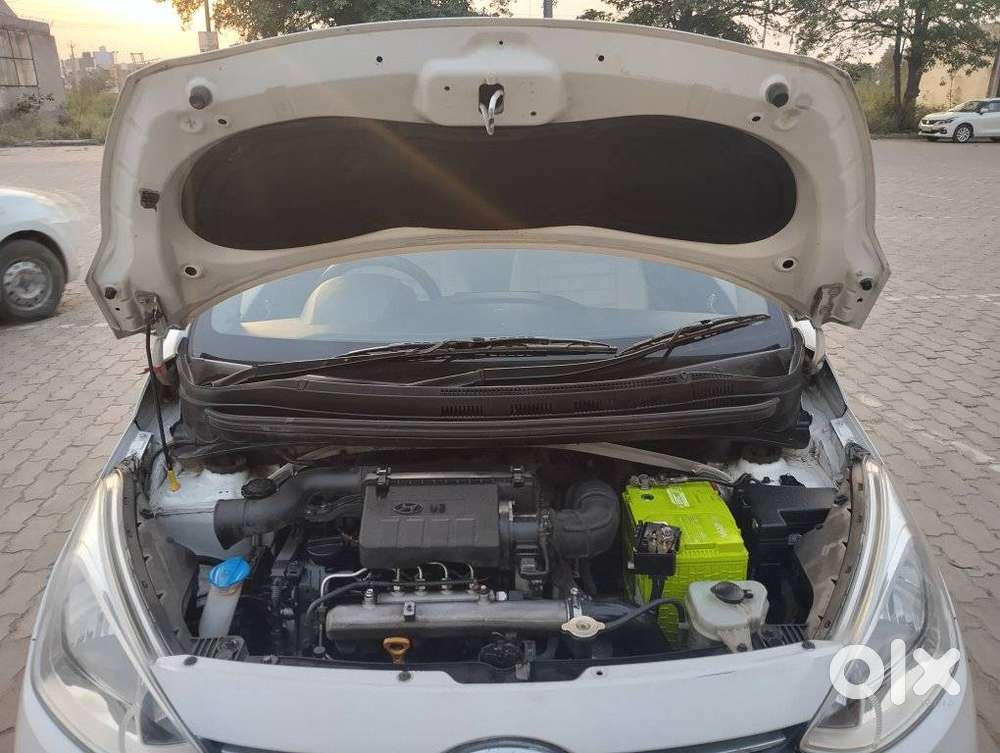 Hyundai Grand I10 Sportz, 2016, Diesel
