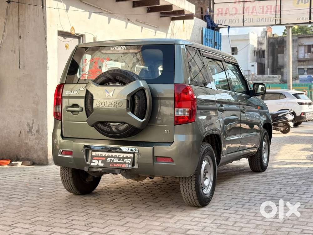 Mahindra Tuv 300 T4, 2023, Diesel
