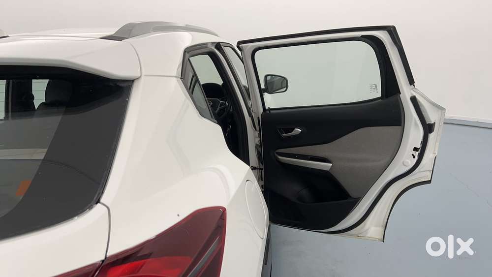 Nissan Magnite 1.0 Xl, 2023, Petrol