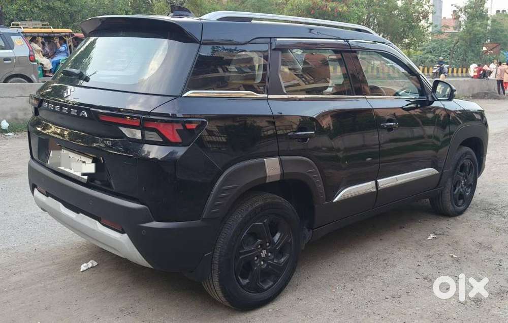 Maruti Suzuki Brezza 1.5 Zxi Cng, 2023, Cng & Hybrids