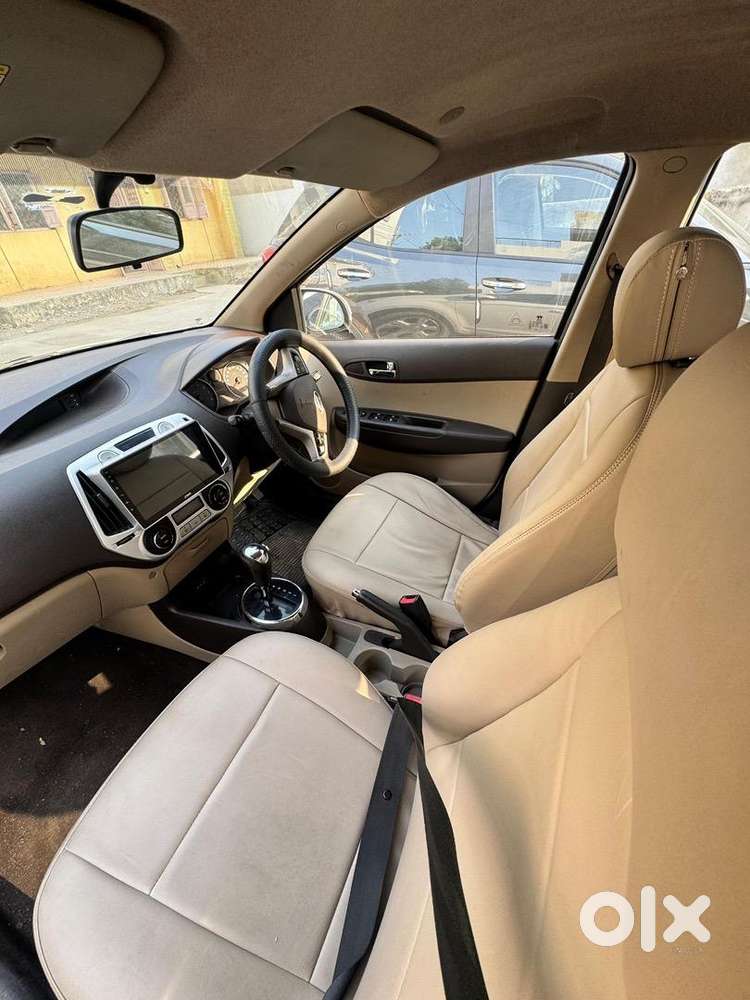 Hyundai Car Petrol 2012 Automatic